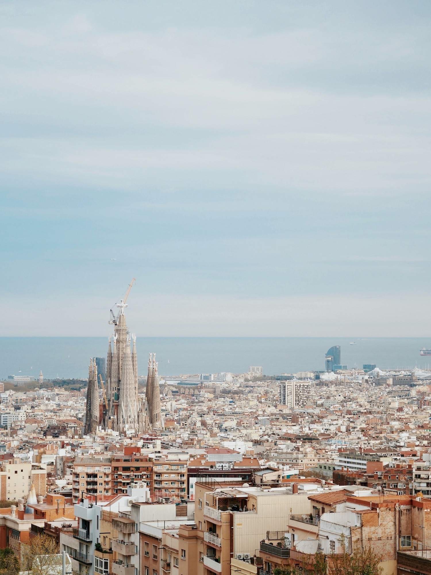 <p>La bendicion de la Torre de Jesucristo en la Sagrada Familia durante la visita del Papa Le&oacute;n XIV, exactamente 100 a&ntilde;os tras la muerte de Antonio Gaud&iacute; es uno de los eventos destacados de la visita de Su Santidad a Espa&ntilde;a y un d&iacute;a hist&oacute;rico para Barcelona</p>
