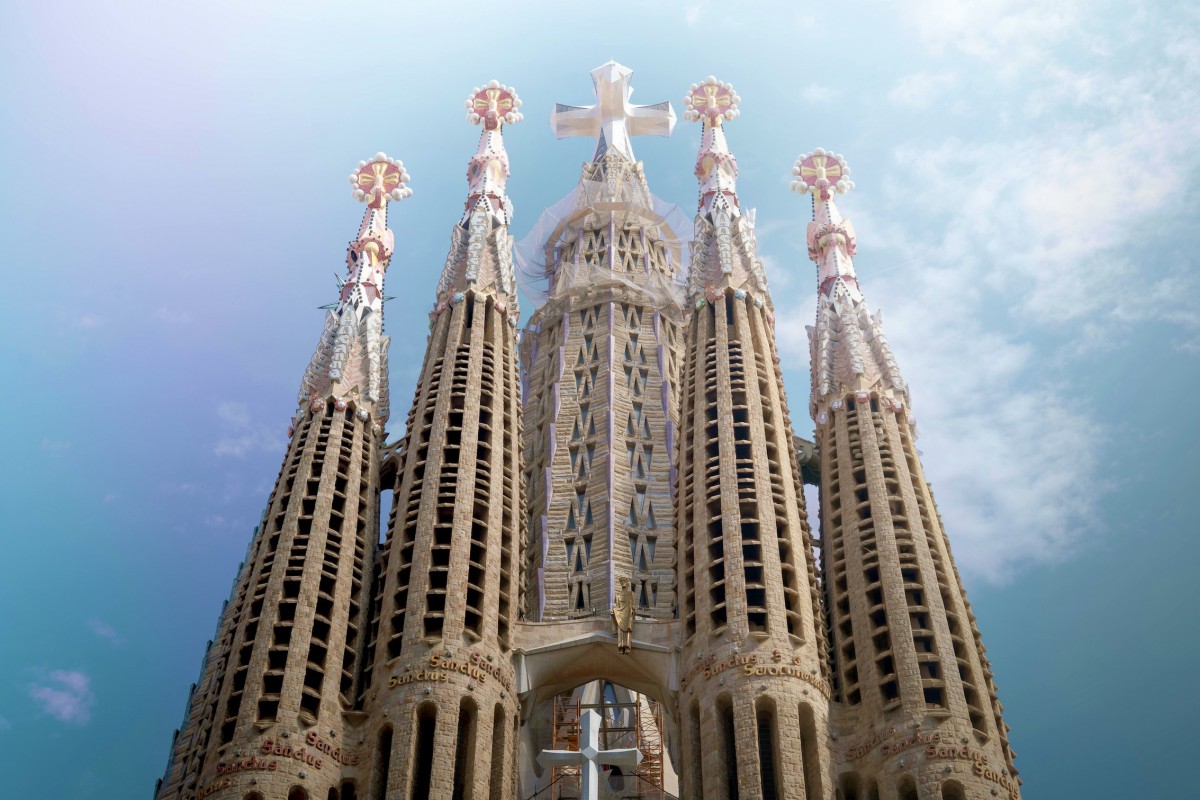El Papa León XIV bendice la Torre de Jesucristo: Barcelona vive un día histórico en la Sagrada Família